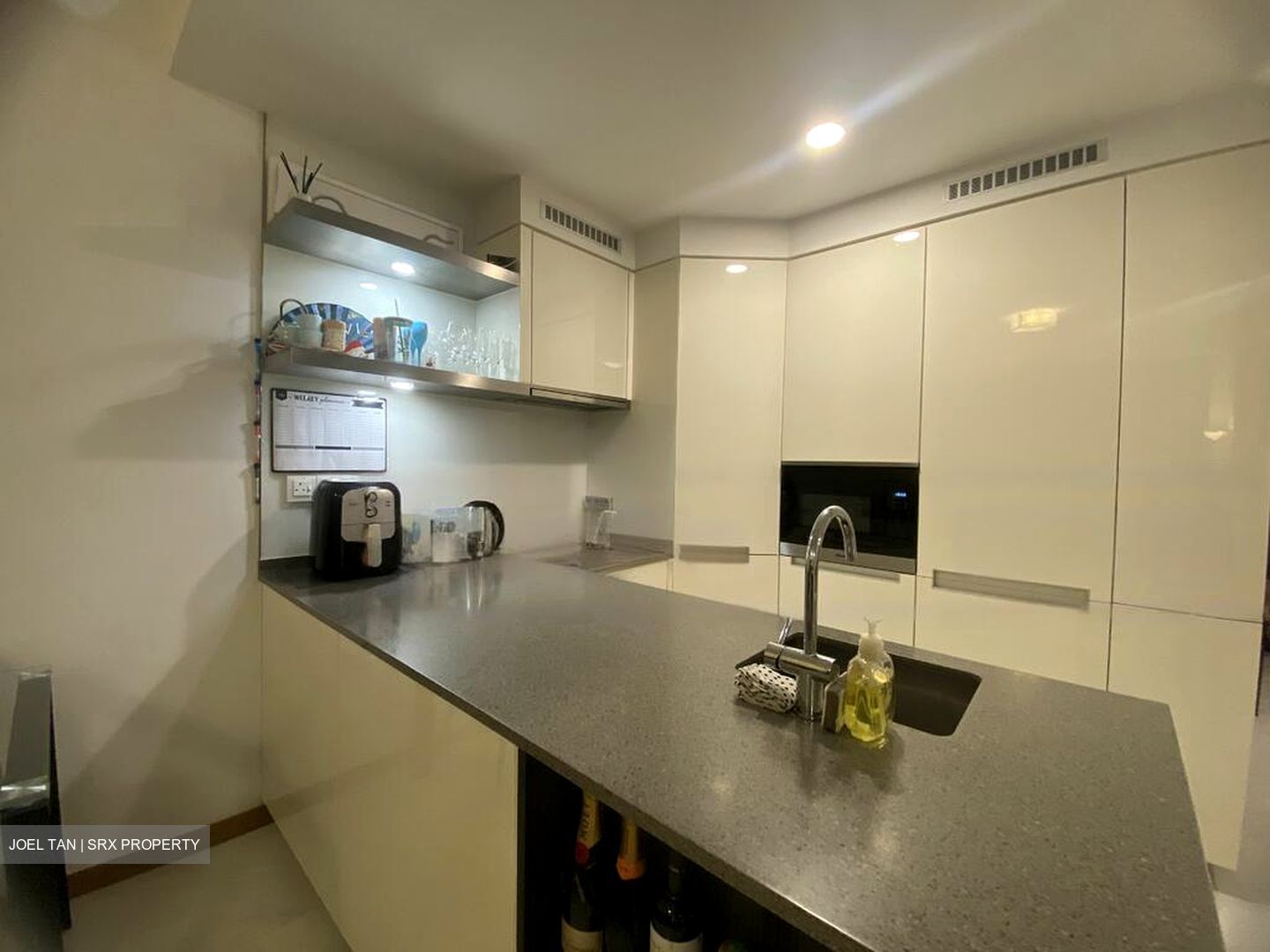 Marina One Residences (D1), Apartment #528003381